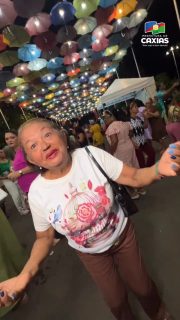 🎄💫 Natal da Melhor Idade!
O brilho nos olhos dos nossos idosos dos CCIs diz tudo, o Natal fica ainda mais especial quando é vivido com alegria, boas companhias e muito carinho. 💙
Cada sorriso, cada abraço e cada momento compartilhado mostram que celebrar a vida é um dos melhores presentes que podemos receber. 🤩🌟
#NatalMelhorIdade #CCIs #ProteçãoSocial #NossoBrilhoÉBomDemais #PrefeituraDeCaxias