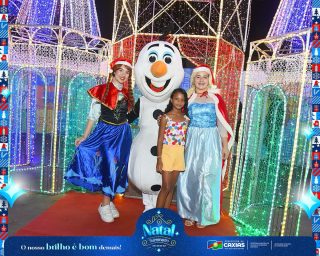 Uma noite especial com parque de diversões liberado para a criançada, muitas brincadeiras, apresentações emocionantes e toda a magia que transforma nossa cidade nesse período tão esperado.

Que o espírito natalino siga espalhando alegria e união por toda Caxias. 🌟❤️

#NatalIluminado2025 #NossoBrilhoÉBomDemais #PrefeituraDeCaxias