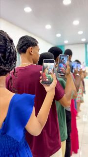 🎄✨ É HOJE!

🎶🌟 Uma noite imperdível na voz de Midian Lima, levando louvor, emoção e uma mensagem que toca corações, iluminando ainda mais o espírito natalino.

✨ Venha viver esse momento especial e celebrar com a gente uma noite de fé, união e esperança.

#NatalIluminado2025 #NossoBrilhoÉBomDemais #PrefeituraDeCaxias