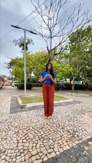 🎶✨ É HOJE!

A banda Colo de Deus sobe ao palco para uma noite especial de louvor, fé e emoção.

Prepare o coração e venha viver esse momento único. Uma noite para cantar e se emocionar. 🙏🎤

#NatalIluminado2025 #NossoBrilhoÉBomDemais #PrefeituraDeCaxias