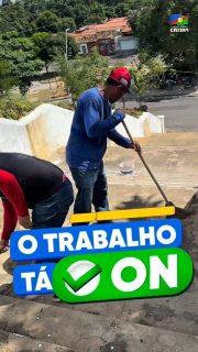 🚧👏 O trabalho tá ON por toda a cidade! As equipes de Obras e Urbanismo seguem nas ruas, cuidando dos espaços públicos e deixando tudo mais organizado e bonito para a população.🌳

É equipe em ação, serviço acontecendo e cuidado chegando em cada canto da cidade! 🛠️💪🏽

#TrabalhoTaOn #ObrasEUrbanismo #PrefsEmAção #PrefeituraDeCaxias